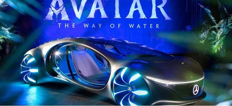 Mercedes-Benz выпустил ролик с участием…