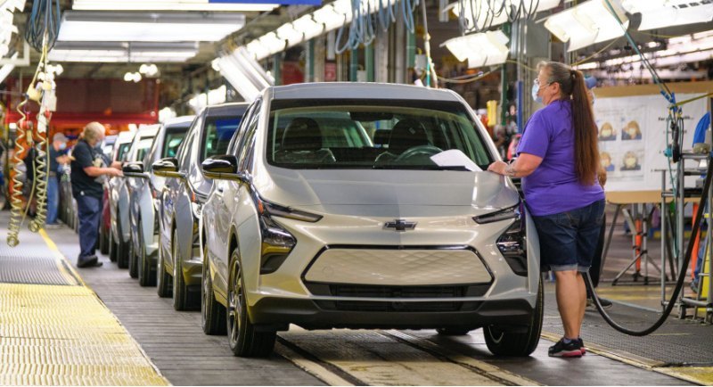 Что касается цифровой розничной торговли, GM…