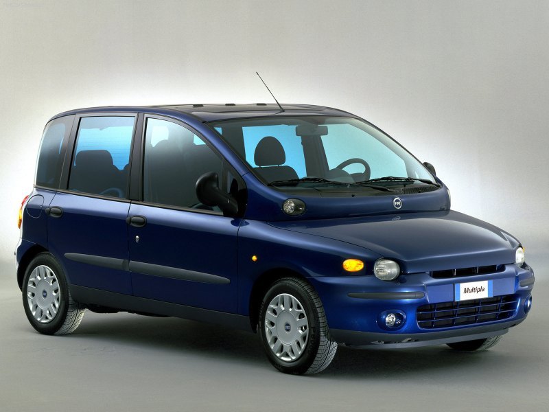 Замыкает топ-7 Fiat Multipla, который несколько…
