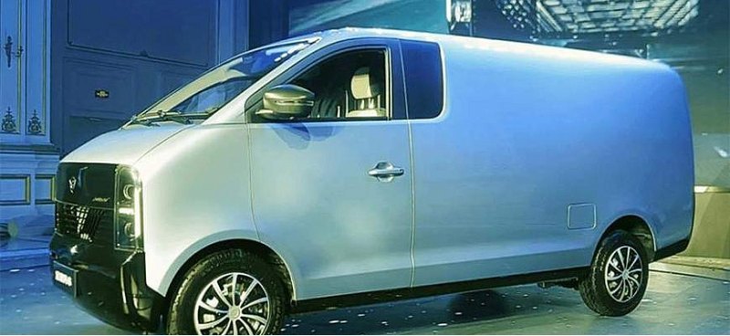 В Китае представили электрофургон Jenhoo EV48 без…