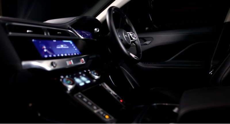 Jaguar I-Pace получил баллистические стекла по…