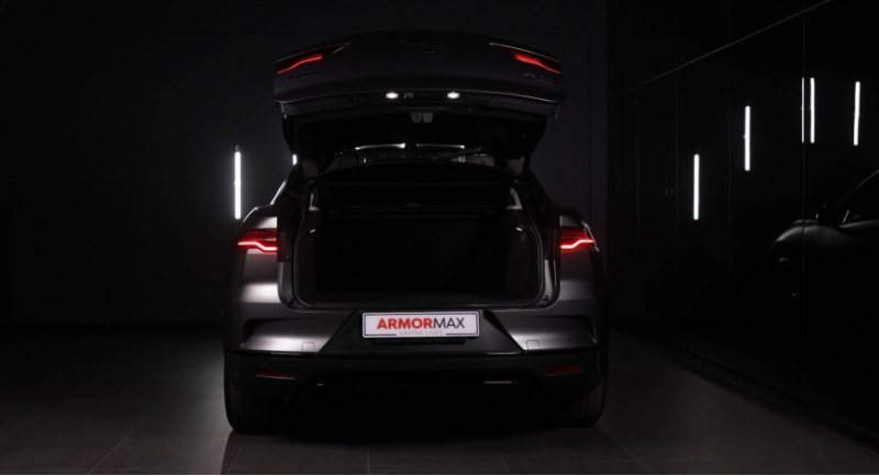 Armormax Jaguar оказался не первым бронированным…