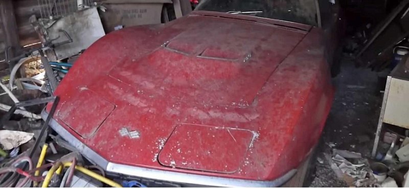 Этот Corvette 1968 года выпуска скрывался от…