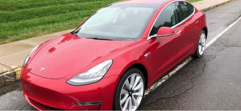 Компания Tesla отзовет более 435 000…