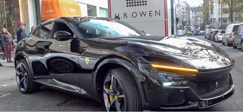 Новый кроссовер Ferrari Purosangue за 24,3 млн…