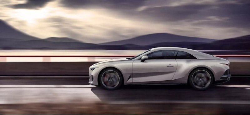 Компания Bentley добавила в спецвыпуск Mulliner…