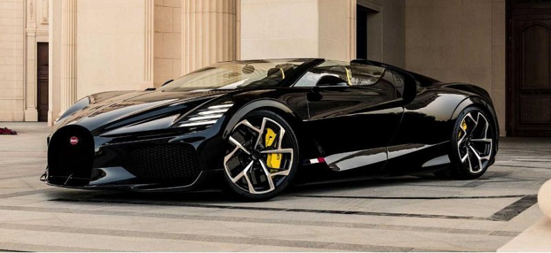 Компания Bugatti показала новую таинственную…