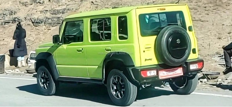 Четырехдверный Suzuki Jimny 2023 года засветился…