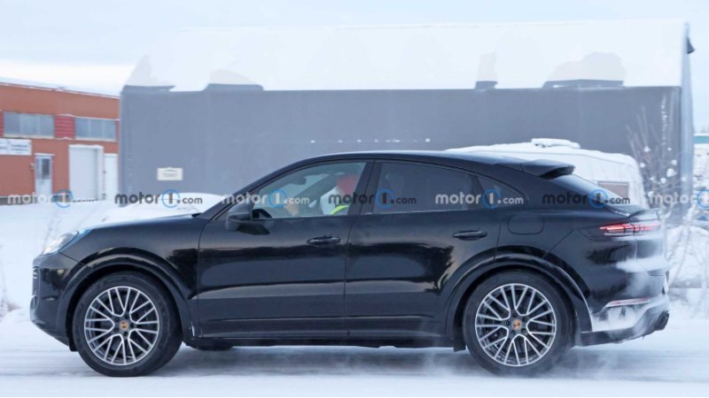 Текущее поколение Porsche Cayenne Coupe должно…