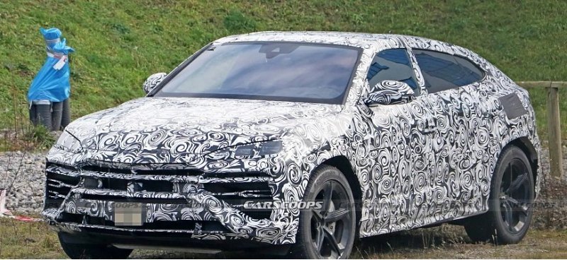 Гибридный кроссовер Lamborghini Urus 2024 года…