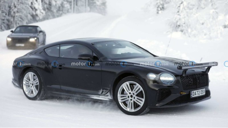 Сфотографированный в Швеции Bentley Continental…