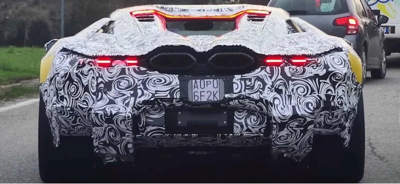 Компания Lamborghini тестирует свой новый…