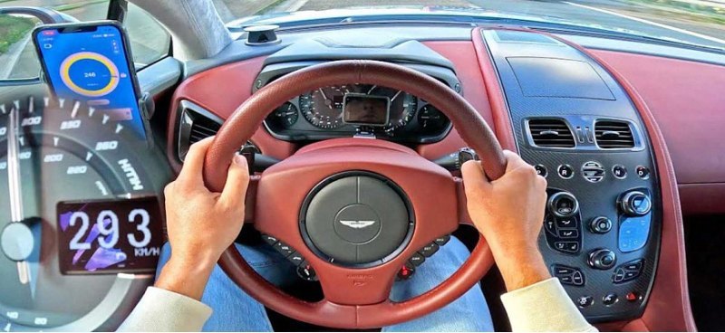 Десятилетний Aston Martin Vanquish почти…