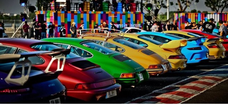Компания Porsche собрала самые знаковые модели в…