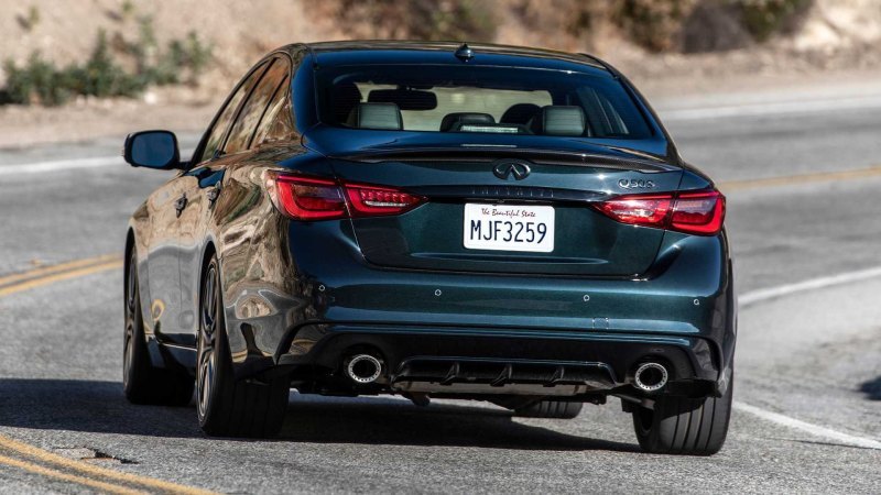Infiniti Q50 Red Sport 400 версии 2023 модельного…