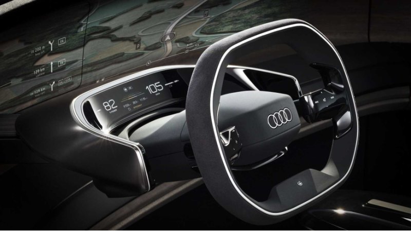В беседе с Autocar руководитель отдела дизайна…