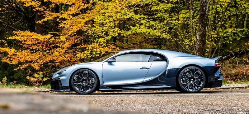 Компания Bugatti выставит на торги последний…