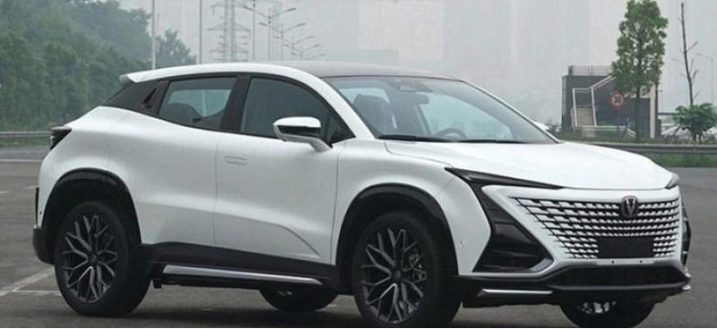 Компания Changan готовит обновленный кроссовер…