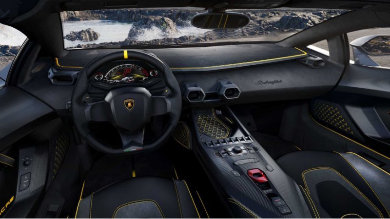 Лебединая песня Lamborghini для двигателя V12,…