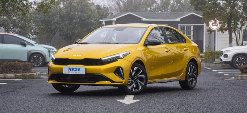 Компания KIA объявила продажи модернизированного…