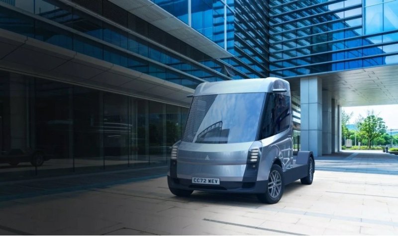 На этом сходства не заканчиваются: eCV1 оснащен…