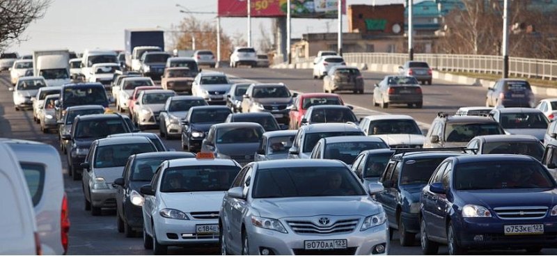 В некоторых регионах РФ впервые снизилось…
