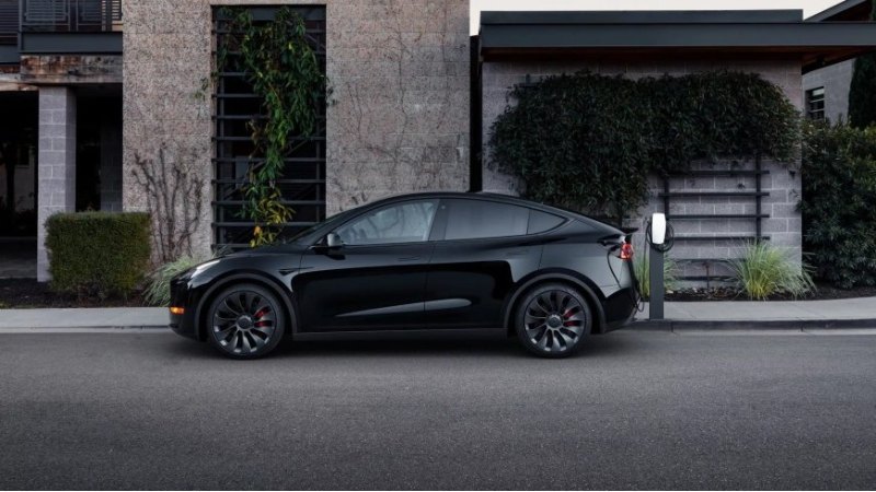 Tesla не прокомментировала отчеты, но больше…