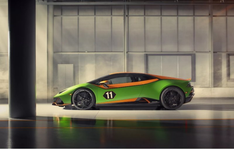 Lamborghini не конкретизировала сроки дебюта…