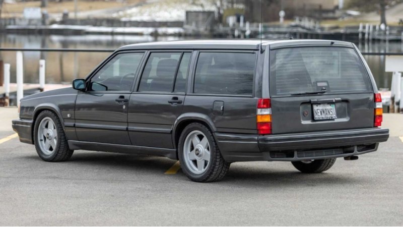 Справедливо сказать, что у классического Volvo…