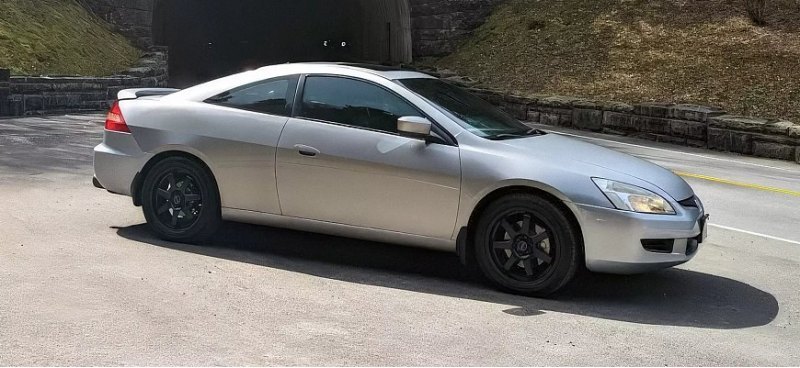 Honda Accord 2003 года выпуска проехала 1,6…