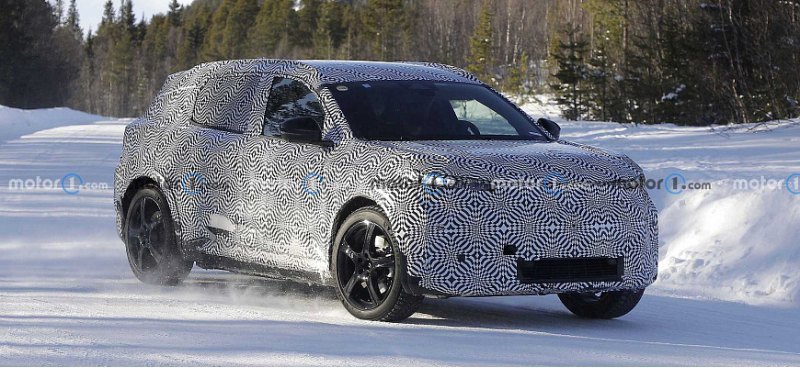 Электрический кроссовер Peugeot E-5008…