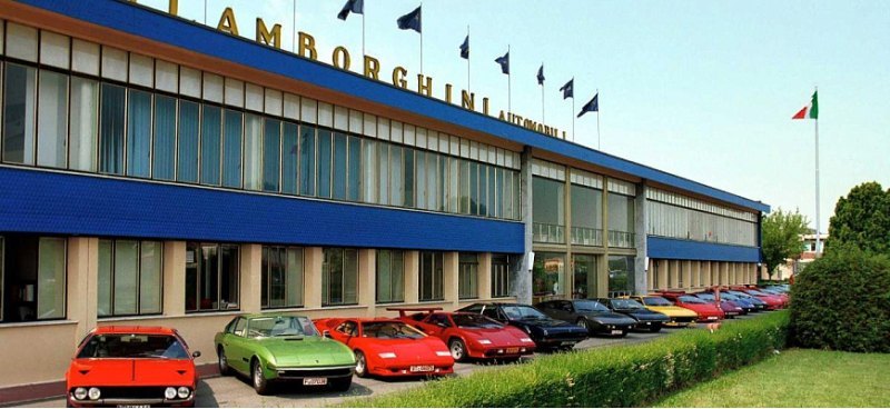 Посмотрите, как завод Lamborghini в…