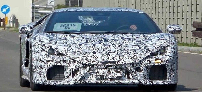 Компания Lamborghini представит новую модель…
