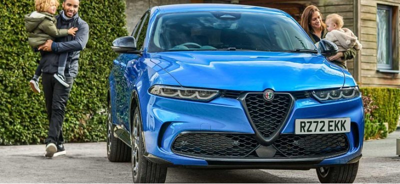 Alfa Romeo представила версию кроссовера Tonale…