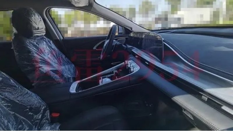 Мы видим единый экран для панели приборов и…