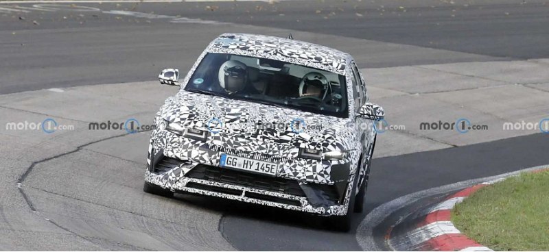 Компания Hyundai вывела на тесты новую версию…