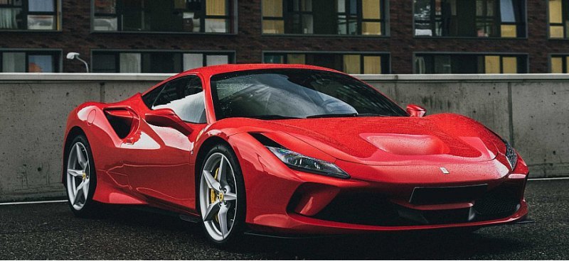 Компания Ferrari подала только одно купе Ferrari…