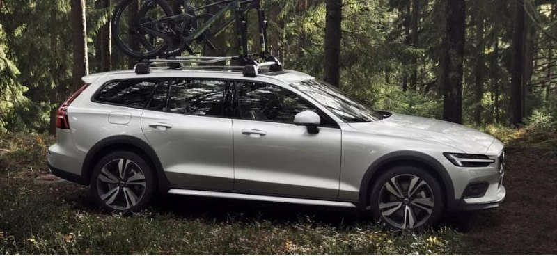 Компания Volvo отзывает автомобили 2022 и 2023…