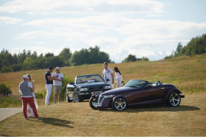 В целом, Plymouth Prowler – это машина, которая…