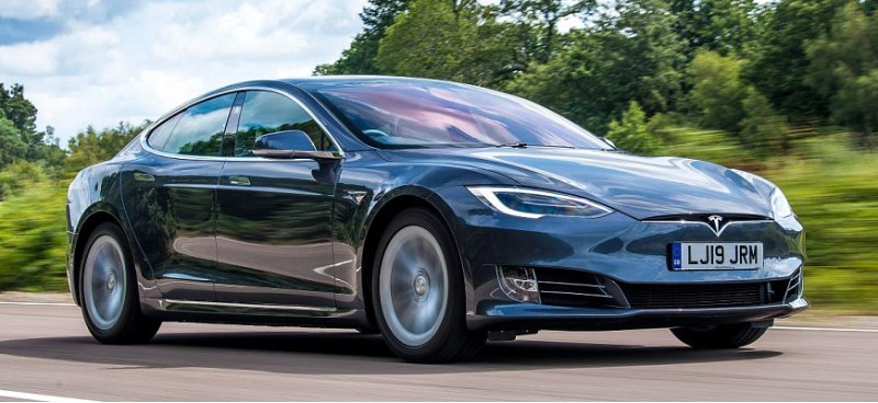 Поставки электромобилей Tesla выросли на 36% по…