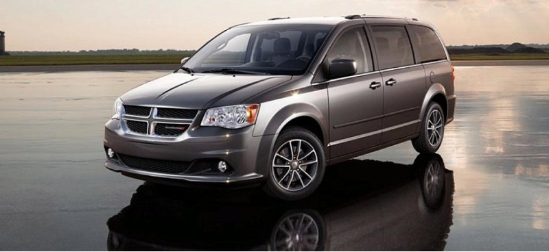 Компания Dodge продала только один минивэн…