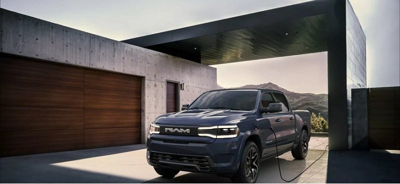 Компания Ram представила электрический пикап Ram…