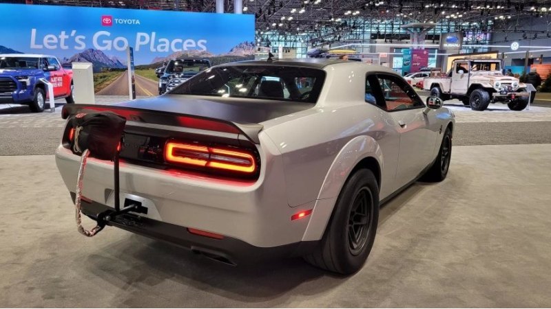 На бензине E85 6,2-литровый V8 с наддувом…