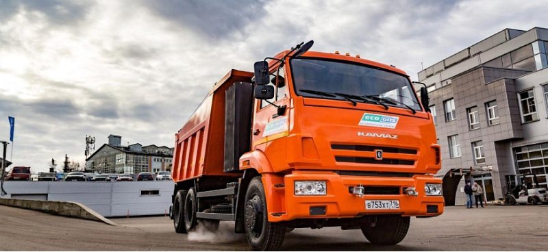 Продажи грузовых автомашин в РФ выросли в 1,5…