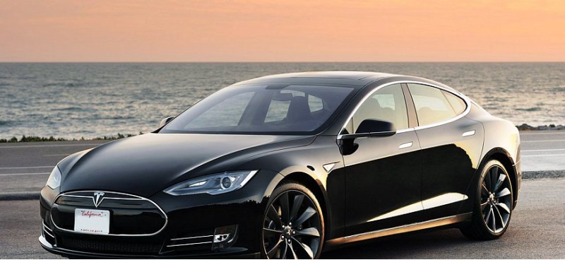 Bloomberg: компания Tesla снизила цены на весь…