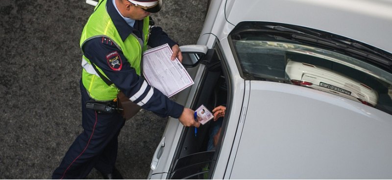 Штраф в 3 тысяч рублей и изъятие автомашины ждет…