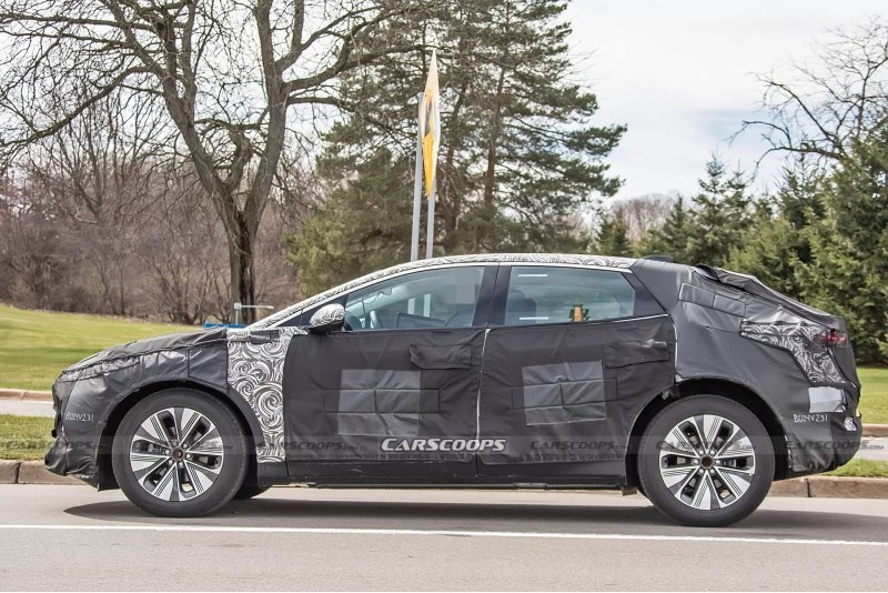 Как и чуть более крупный и громоздкий Buick…