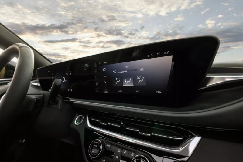 Buick больше ничего не сказал о салоне, но…
