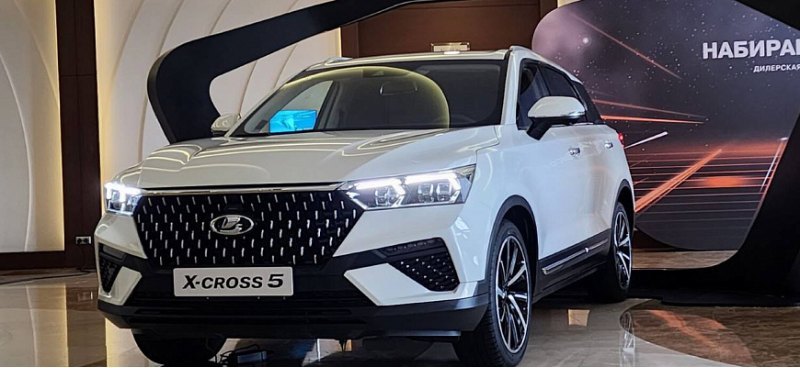 Стоимость нового кроссовера LADA X-Cross 5 досягнет суммы от 2 до 2,5 миллиона рублей