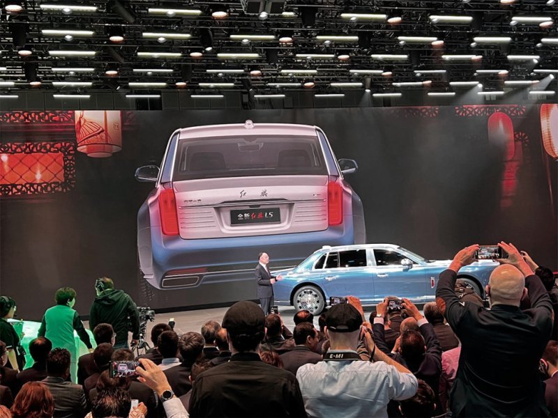 Hongqi L5, который на родине часто не без…